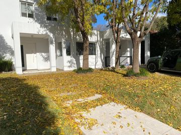 Casa 6 Amb Venta Banco Provincia Doble Lote Arroyo