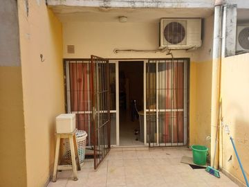 VENTA VILLA URQUIZA MONOAMBIENTE CON PATIO