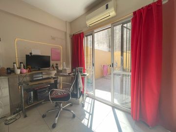 VENTA VILLA URQUIZA MONOAMBIENTE CON PATIO