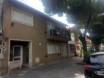 VENTA VILLA URQUIZA MONOAMBIENTE CON PATIO
