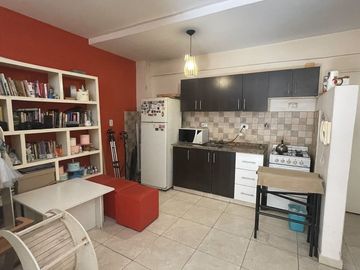 VENTA VILLA URQUIZA MONOAMBIENTE CON PATIO
