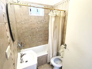 VENTA VILLA URQUIZA MONOAMBIENTE CON PATIO