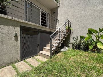 Venta departamento Barracas 4 ambientes con jardin