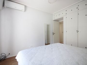 Venta departamento Barracas 4 ambientes con jardin