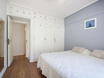 Venta departamento Barracas 4 ambientes con jardin