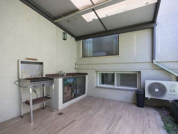 Venta departamento Barracas 4 ambientes con jardin