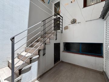 Venta departamento Barracas 4 ambientes con jardin