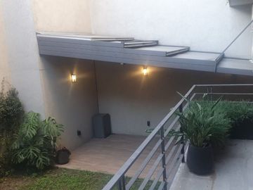 Venta departamento Barracas 4 ambientes con jardin