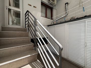 Venta departamento Barracas 4 ambientes con jardin