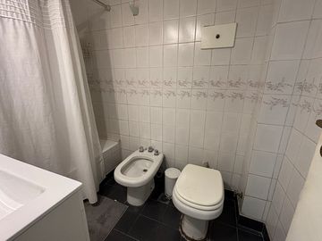 Venta departamento Barracas 4 ambientes con jardin