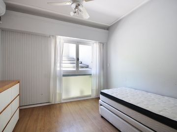 Venta departamento Barracas 4 ambientes con jardin