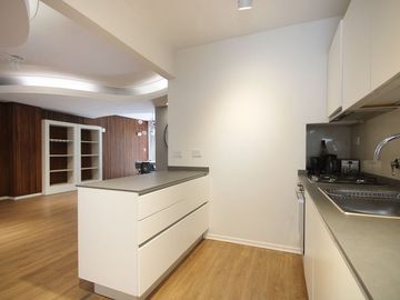 Venta departamento Barracas 4 ambientes con jardin