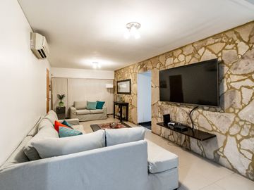 VENTA CASA 6 AMB VILLA DEVOTO QUINCHO Y COCHERA