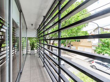 VENTA CASA 6 AMB VILLA DEVOTO QUINCHO Y COCHERA