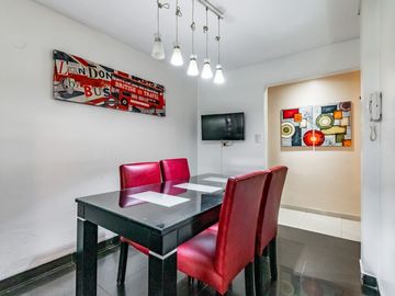 VENTA CASA 6 AMB VILLA DEVOTO QUINCHO Y COCHERA