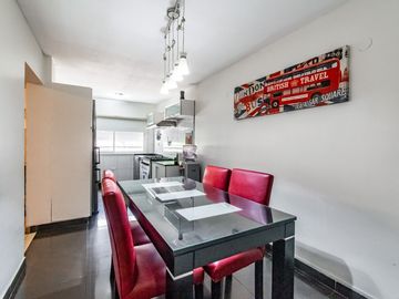 VENTA CASA 6 AMB VILLA DEVOTO QUINCHO Y COCHERA