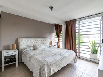 VENTA CASA 6 AMB VILLA DEVOTO QUINCHO Y COCHERA