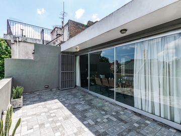 VENTA CASA 6 AMB VILLA DEVOTO QUINCHO Y COCHERA