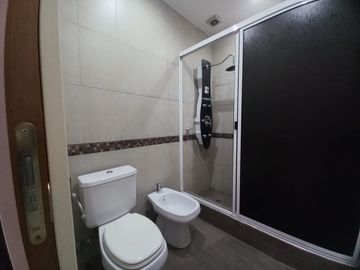 Venta casa 6 amb Ramos, cochera, pileta, quincho