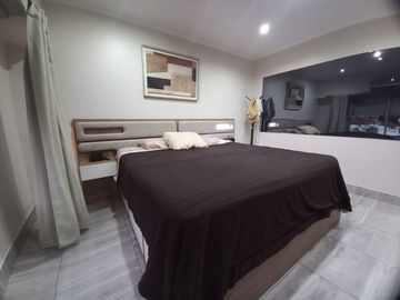 Venta casa 6 amb Ramos, cochera, pileta, quincho