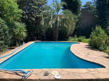 VENTA CASA TORTUGUITAS PARQUE Y PILETA
