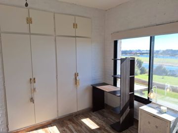 VENTA CASA 5 AMB A LAGUNA SAN FRANCISCO VILLANUEVA