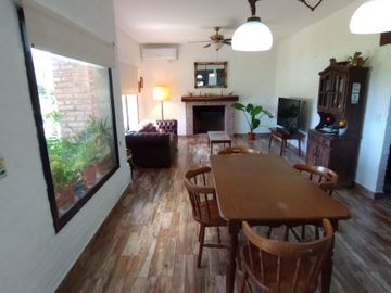 VENTA CASA 5 AMB A LAGUNA SAN FRANCISCO VILLANUEVA