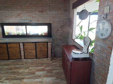 VENTA CASA 5 AMB A LAGUNA SAN FRANCISCO VILLANUEVA