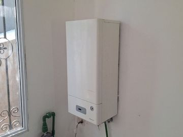 Venta Casa 4 amb. Pileta Galería Cochera. Escobar