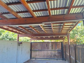 Venta Casa 4 amb. Pileta Galería Cochera. Escobar