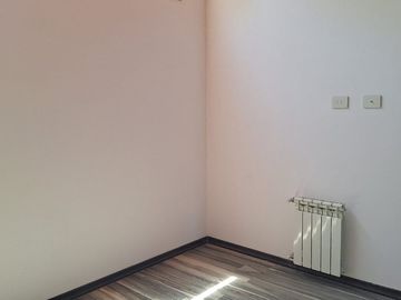Venta Casa 4 amb. Pileta Galería Cochera. Escobar