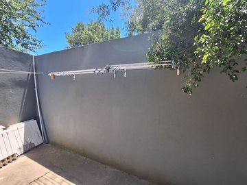 Venta Casa 4 amb. Pileta Galería Cochera. Escobar