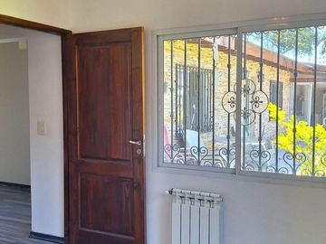 Venta Casa 4 amb. Pileta Galería Cochera. Escobar