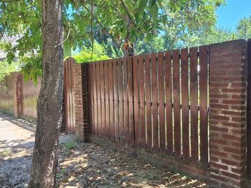 Venta Casa 4 amb. Pileta Galería Cochera. Escobar