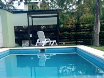 Venta Casa 4 amb. Pileta Galería Cochera. Escobar