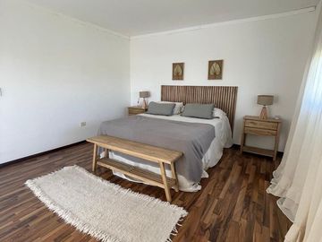 VENTA .CASA A LA LAGUNA . SAN SEBASTIAN .Area 9