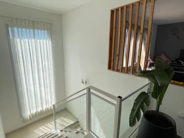 VENTA .CASA A LA LAGUNA . SAN SEBASTIAN .Area 9