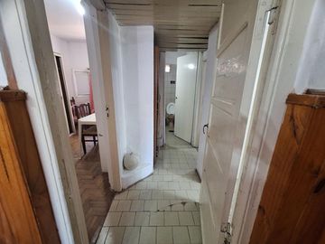 Venta, Casa 4 ambientes con local, Del Viso.