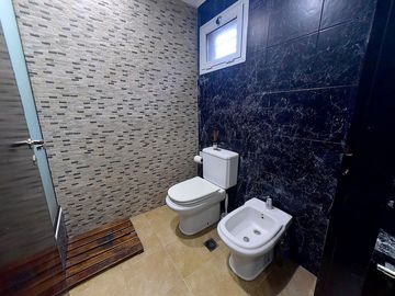 VENTA CASA 3 AMB CON PILETA EN MORENO APTO CREDITO