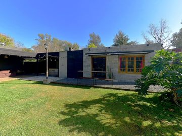 VENTA CASA 3 AMB CON PILETA EN MORENO APTO CREDITO