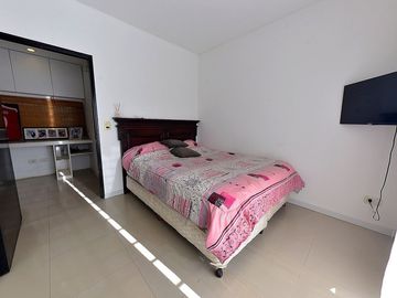 VENTA CASA 3 AMB CON PILETA EN MORENO APTO CREDITO