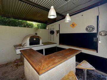 VENTA CASA 3 AMB CON PILETA EN MORENO APTO CREDITO