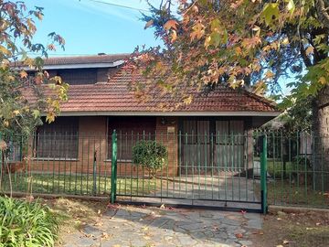 VENTA DE PH TIPO CASA EN VILLA GESELL