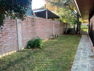 VENTA DE PH TIPO CASA EN VILLA GESELL