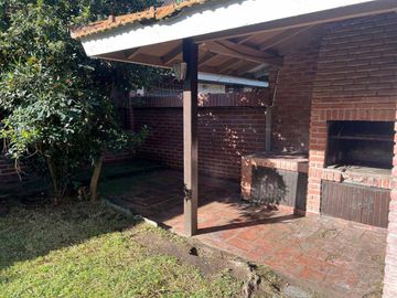 VENTA DE PH TIPO CASA EN VILLA GESELL