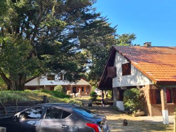 Venta Complejo 4 cabañas en Villa Gesell