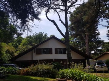 Venta Complejo 4 cabañas en Villa Gesell
