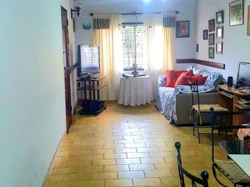 Venta PH 3 Ambientes con Garaje Quilmes Centro