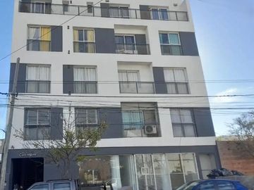 VENTA LOCAL COMERCIAL EN ALBERDI !!