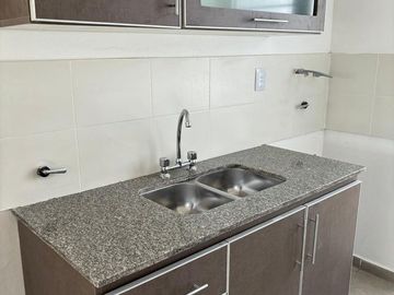 VENTA CASA 2 DORM Y PATIO EN V. RETIRO HORIZONTE 2